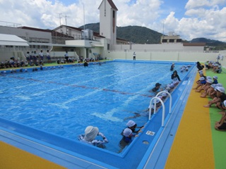 水泳