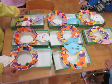 子どものハロウィン製作の写真