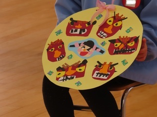 子どもたちが作ったプレゼントの写真