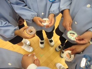 お別れ会をしている子どもたちの写真3
