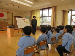 お別れ会をしている子どもたちの写真4