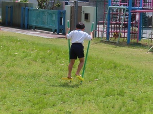 4月誕生会に参加している子どもたちの写真