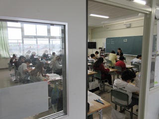 学力テスト写真