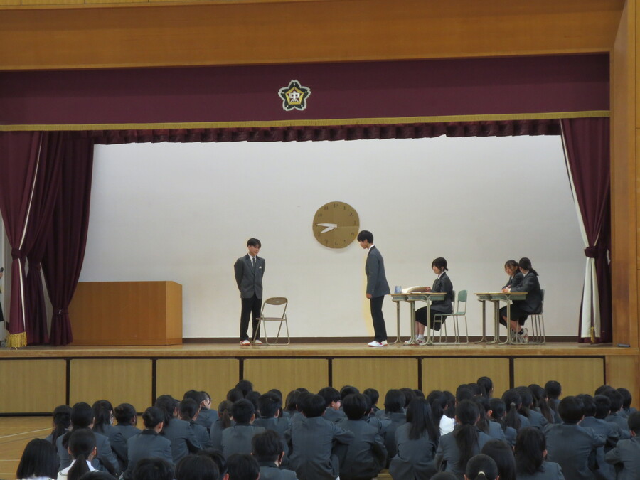 生徒会による寸劇