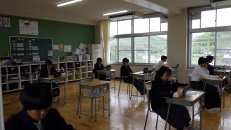 学テ2