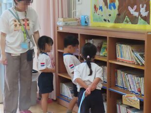 図書貸し出し
