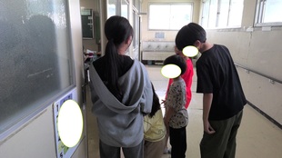 校区探検です。