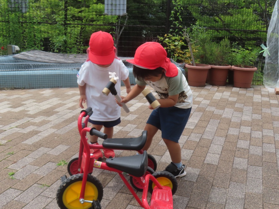 三輪車