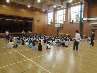 1年