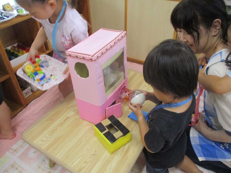 ガチャガチャ