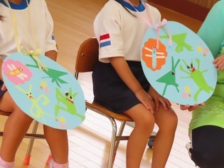子どもたちの製作したプレゼントの写真